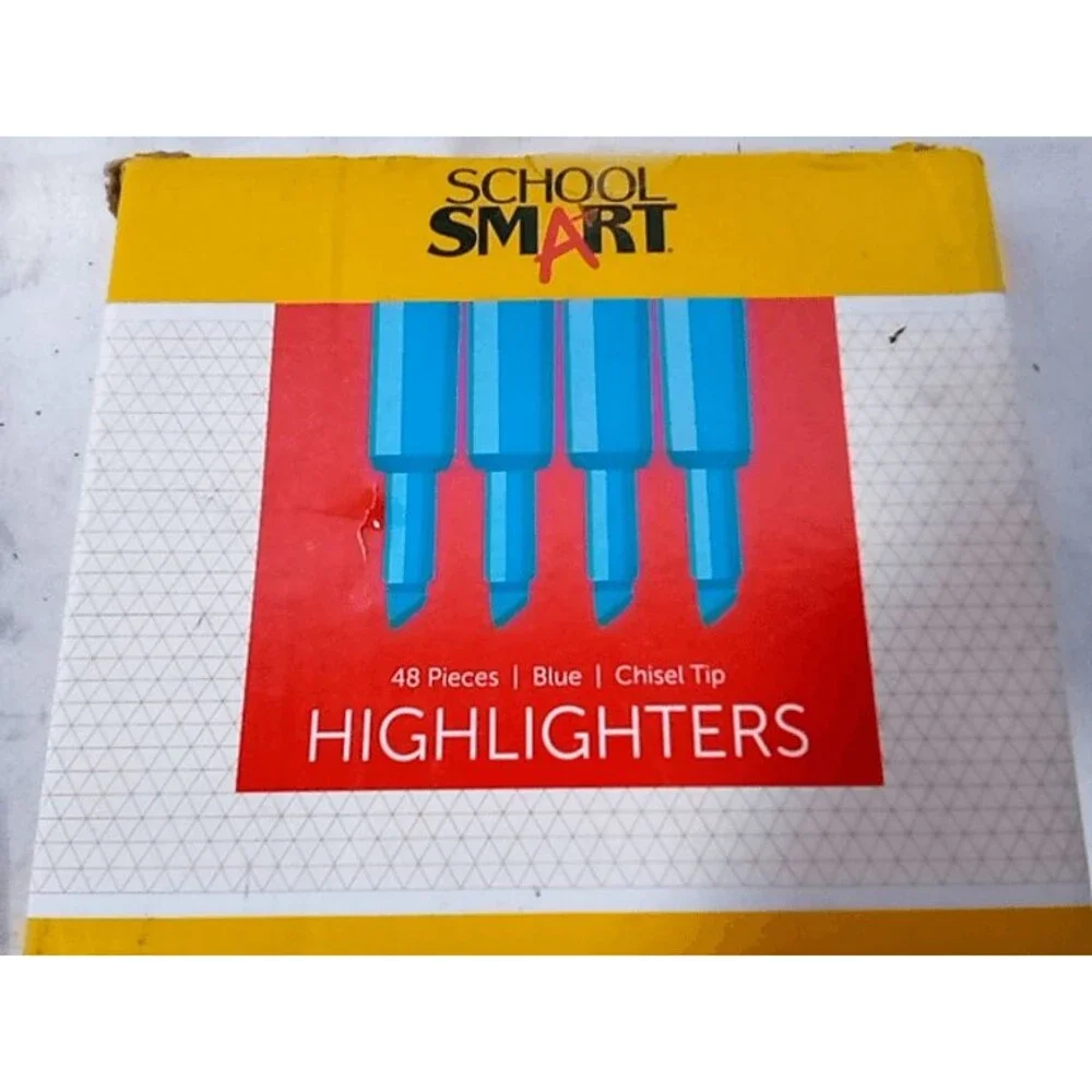 School Smart Blue Highlighters – Chisel Tip – Bulk Pack of 48 Blue Markers